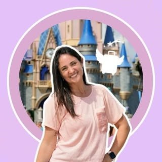 Aye, agente especializada en Disney y Universal